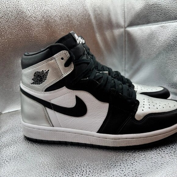 Size 12 Air Jordan 1 High OG Womens Black White Silver Toe‎ Sneaker CD0461-001 - Picture 2 of 12